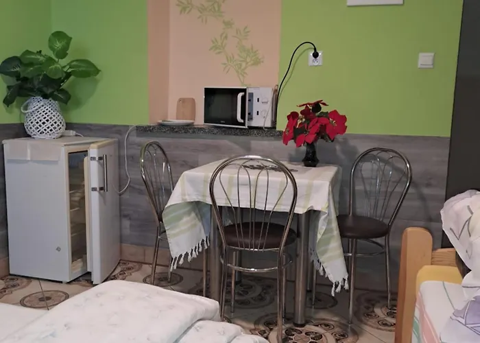 Pokoje Goscinne Zaglobianka